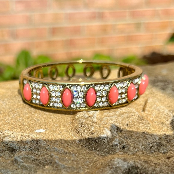 Heidi Daus Colorful faux coral & clear Swarovski crystals clamper bracelet - Picture 3 of 12